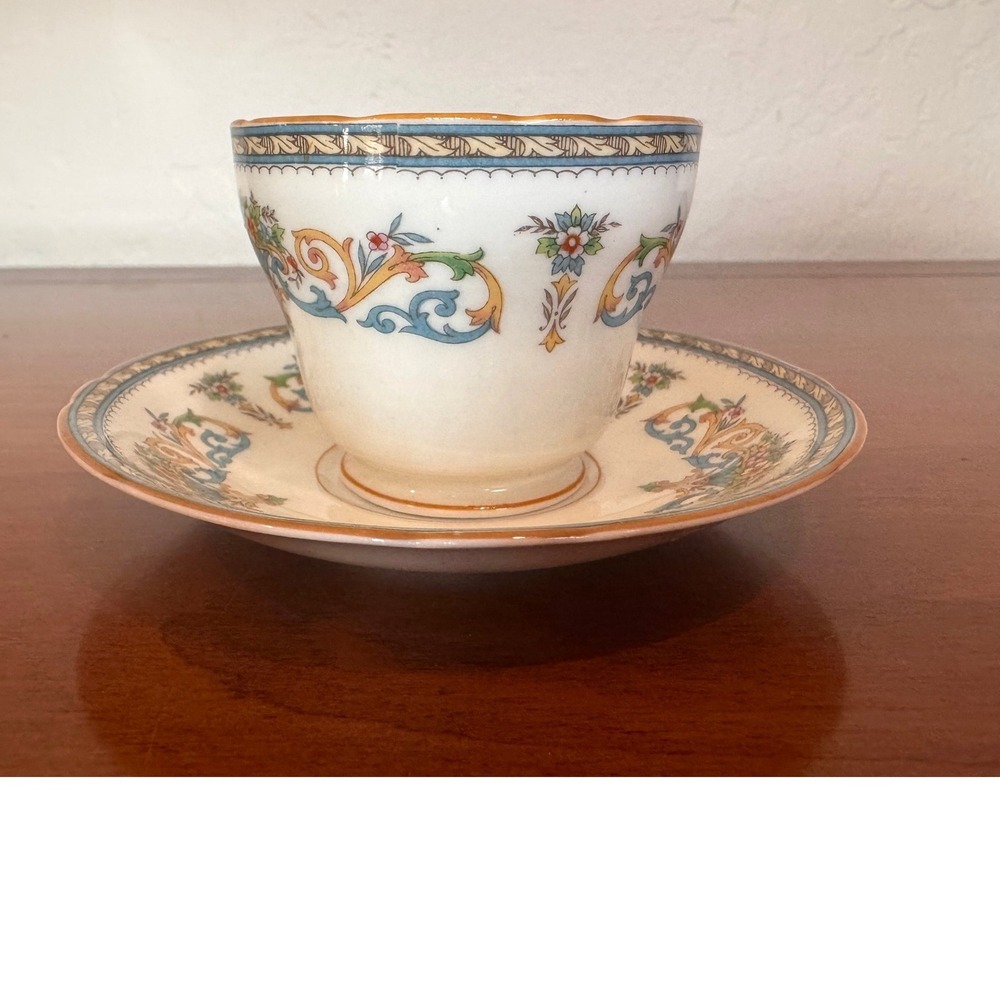Aynsley Henley VTG Bone China Tea Cup Saucer Set Floral Scroll England